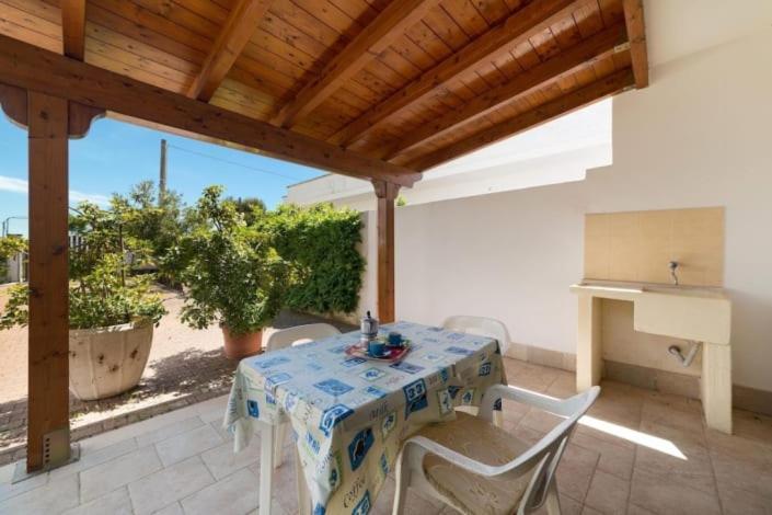 Villa Cucci Mono Luigi Casa Vacanze Torre Lapillo Eksteriør bilde